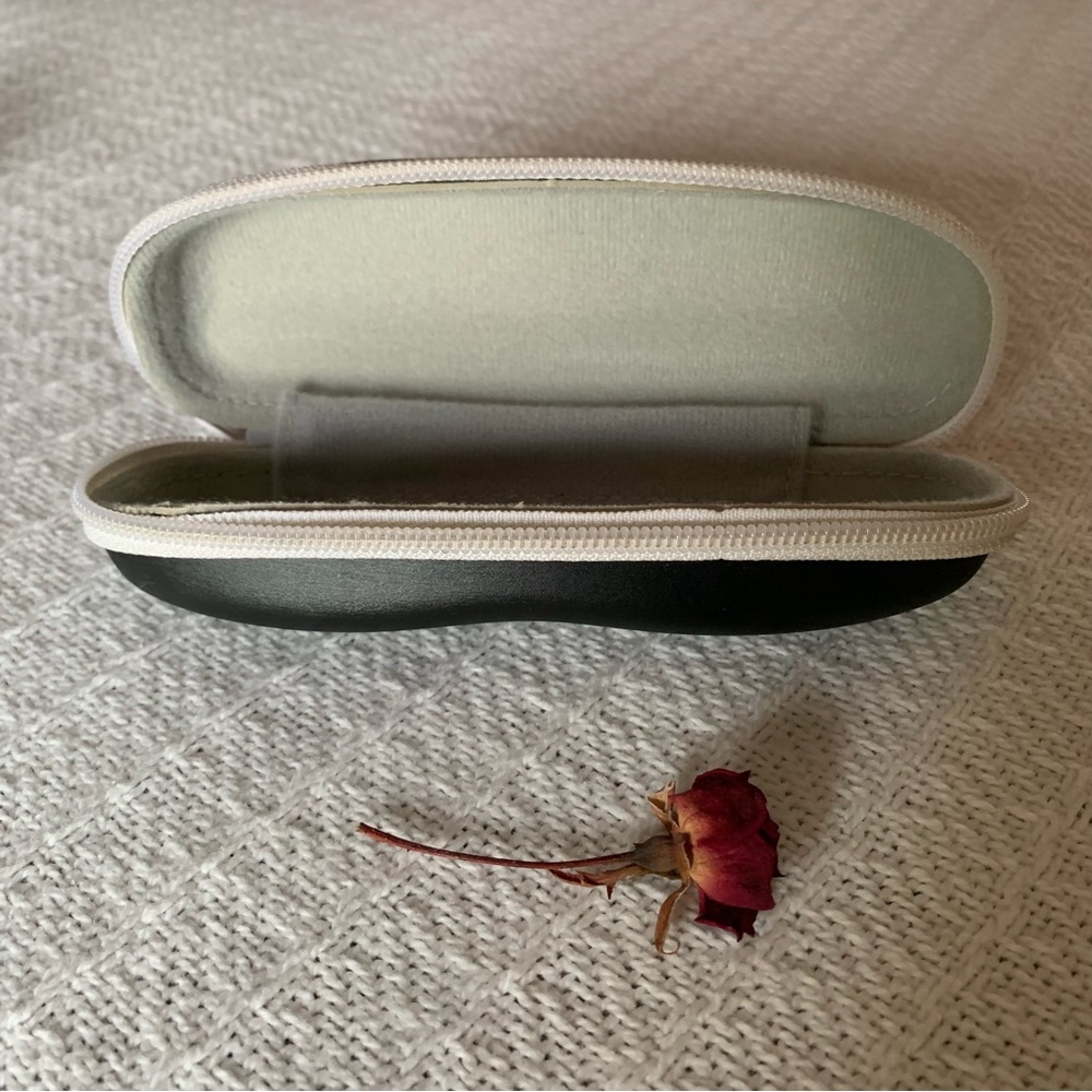 Vogue Prescription Eyeglasses + Eyeglasses Case - Picture 6 of 14